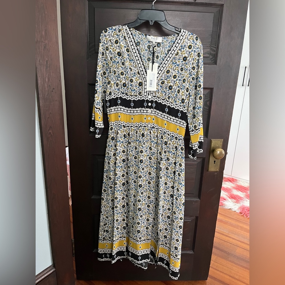 Sea Tallulah Dress, unused with tags size 8 in navy/yellow print.